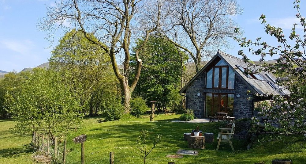 Nant yr Onnen B&B&Holiday Cottage Tregaron Exteriör bild